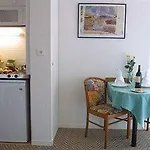 Et Résidence Les Lauréades Centre Jaude 3*