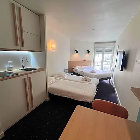The Originals Laureades Centre Jaude Aparthotel 3*