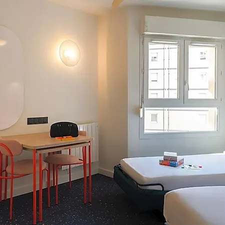 The Originals Laureades Centre Jaude Aparthotel