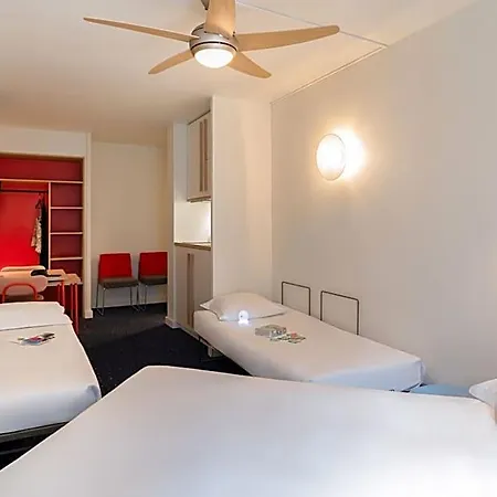 The Originals Laureades Centre Jaude Aparthotel 3*