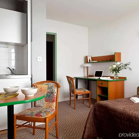 Appart hôtel Et Résidence Les Lauréades Centre Jaude 3*