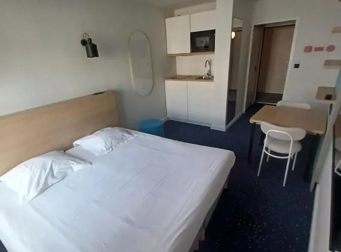 Lägenhetshotell The Originals Laureades Centre Jaude 3*