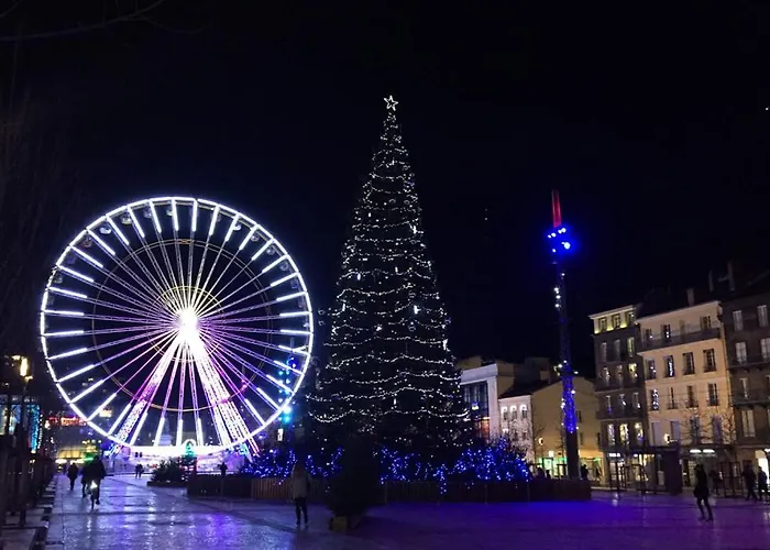 شقة فندقية The Originals Laureades Centre Jaude كليرمونت-فيراند